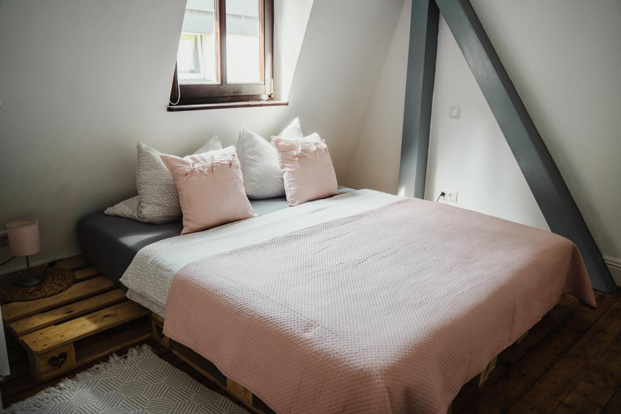 Iii Rhein Charme Gemuetlichkeit, Style & Geschichte Bei Katrin Und Familie Iii Apartment